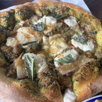 Noble Crust - PEACH + BURRATA PIZZA - Italian Near Me - Wesley Chapel, Florida
