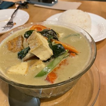 Charm Thai Kitchen - curry - Thai Near Me - Phoenix, Oregon