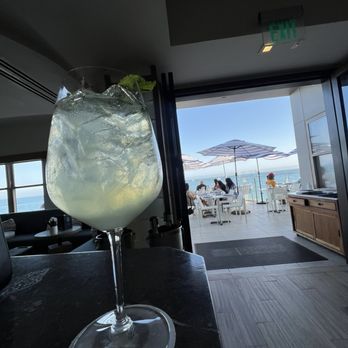 Carbon Beach Club - Hugo spritz - New American Near Me - Malibu, California Carbon Beach Club - Hugo spritz - New American Near Me - Malibu, California
