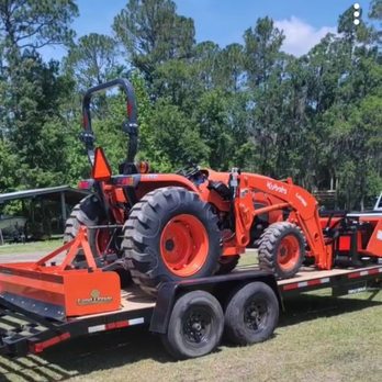 Edgepoint Lawn and Tractor - Lawn Services Near Me - Saint Augustine, Florida Edgepoint Lawn and Tractor - Lawn Services Near Me - Saint Augustine, Florida