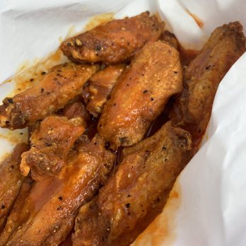 Wing In A Basket - Hot with Lemon pepper - New American Near Me - Scottdale, Georgia Wing In A Basket - Hot with Lemon pepper - New American Near Me - Scottdale, Georgia