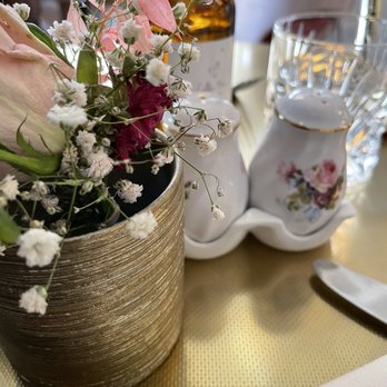 Little Hen - Breakfast & Brunch Near Me - Miami, Florida