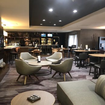 Courtyard by Marriott Dalton - Lobby - Hotels Near Me - Dalton, Georgia