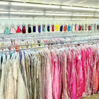 RSG Formals - Formal Wear Near Me - Cookeville, Tennessee RSG Formals - Formal Wear Near Me - Cookeville, Tennessee