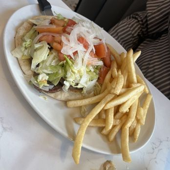 Hauppauge Palace Diner - Greek Gyro on pita - Diners Near Me - Hauppauge, New York Hauppauge Palace Diner - Greek Gyro on pita - Diners Near Me - Hauppauge, New York