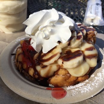 Skeel's - Mini funnel cake - Desserts Near Me - Gilroy, California Skeel's - Mini funnel cake - Desserts Near Me - Gilroy, California