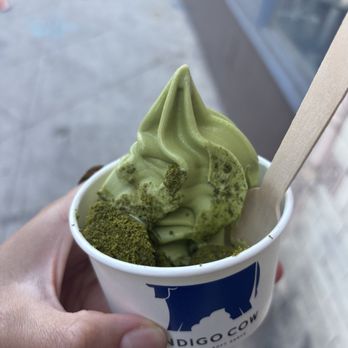 Indigo Cow - Small Matcha with mochi - Ice Cream & Frozen Yogurt Near Me - Los Angeles, California