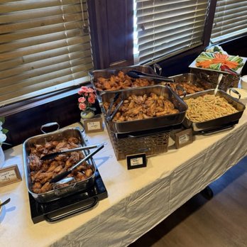 Hudson Grille Tucker - Buffet style - Sports Bars Near Me - Tucker, Georgia