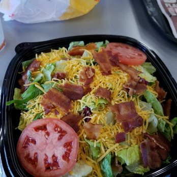 Burger King - Why is it that when you go to burger king and order a salad, it takes 15 minutes? - Fast Food Near Me - Fremont, Ohio