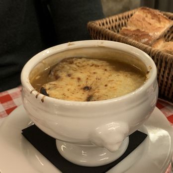 Chez Fernand - Onion soup - French Near Me - Paris, 75 Chez Fernand - Onion soup - French Near Me - Paris, 75