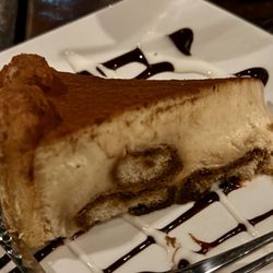 Tiramisu cake