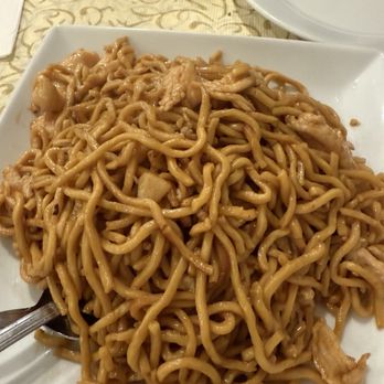Oriental Chef - Ginger chicken chow mein - Seafood Near Me - Stockton, California Oriental Chef - Ginger chicken chow mein - Seafood Near Me - Stockton, California