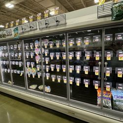 Shaw's - Produce shelves are mostly empty on a Saturday mid-morning