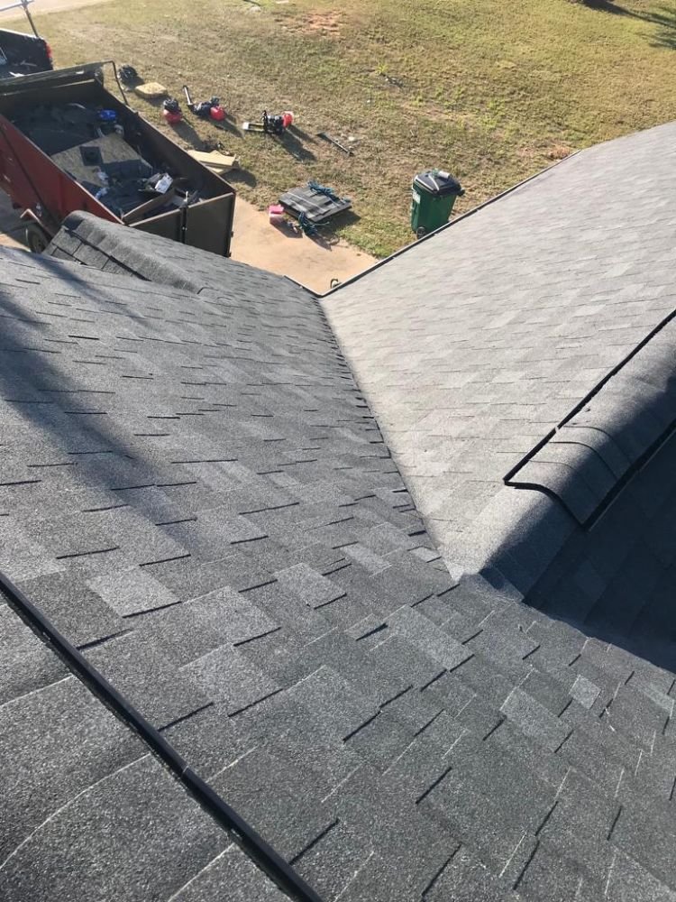 Slide of D & G Roofing and Painting