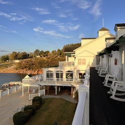 Mountain Harbor Inn