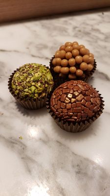 Mary's Brigadeiro by null