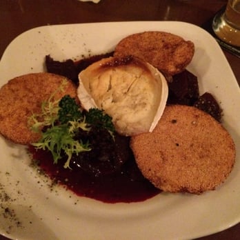 Na Marjánce - Potato pancakes, beets, and goat cheese with a vinaigrette dressing and some cashews. - Pubs Near Me - Prague, Puerto Rico