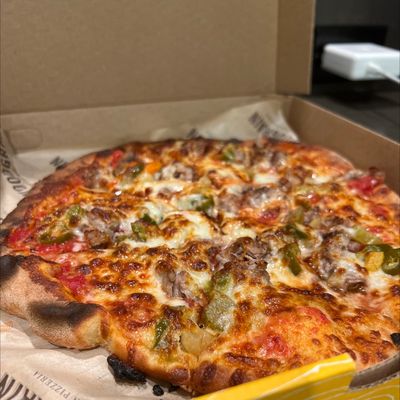 Woodgrain Pizzeria by null