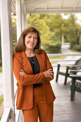 Belinda Holbert  - Exit Realty Anchor South