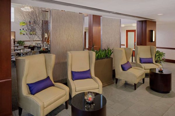 DoubleTree by Hilton Boston Bayside by null