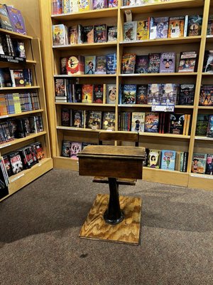 Copperfield's Books by null