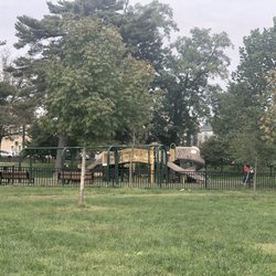 Roosevelt Park - Playground play set