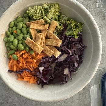 Freshii - Vegan Buddha Satay Bowl - no dressing! - Salad Near Me - Toronto, Ontario