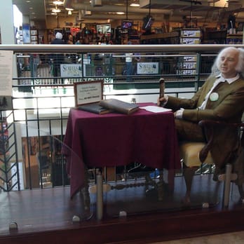 Scheels - Creepy presidents - Sports Wear Near Me - Fargo, North Dakota