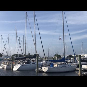 Moonbeam Gateway Marina - Marinas Near Me - Brooklyn, New York Moonbeam Gateway Marina - Marinas Near Me - Brooklyn, New York