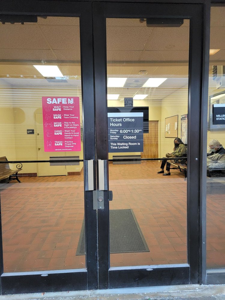 MILLBURN TRAIN STATION Updated October 2024 11 Photos 35 Essex St, Millburn, New Jersey