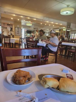Pearl's Place Restaurant by null