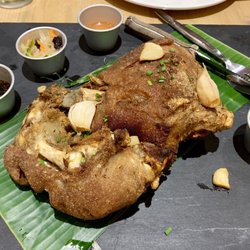 Lumu - Crispy Pata