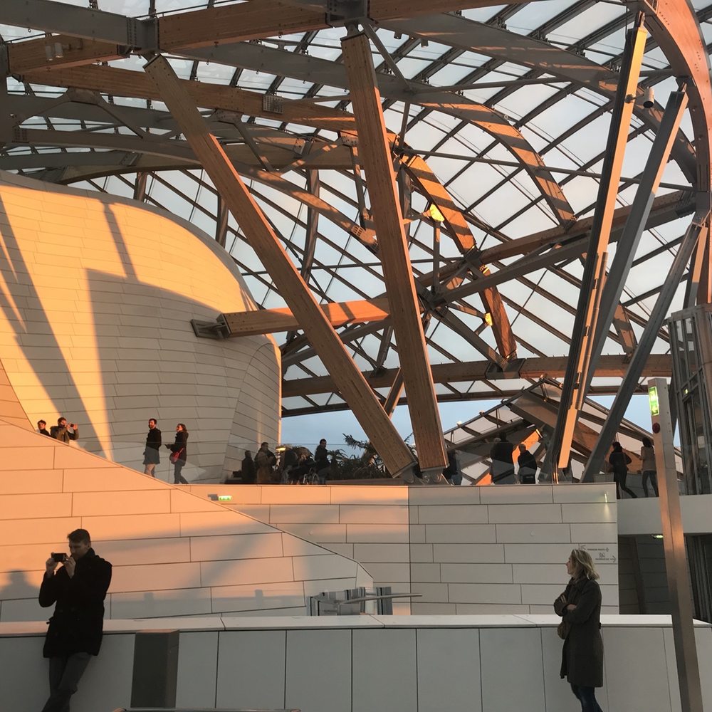 Fondation Louis Vuitton - Art Galleries Near Me - Paris, 75