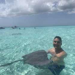 White Sand Water Sports - Stingray city!!!