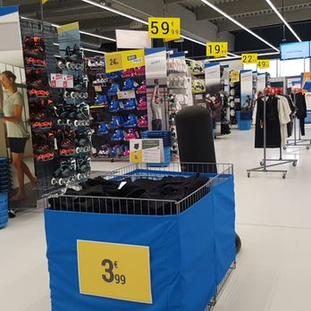 Decathlon - Sports Wear Near Me - Erding, BY