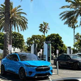 Electrify America - Station - EV Charging Stations Near Me - Torrance, California
