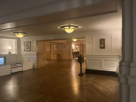 Disney's Yacht Club Resort by null