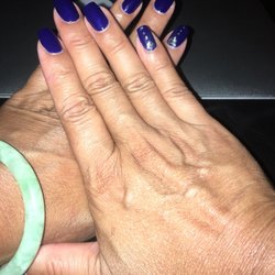 Hollywood Nails