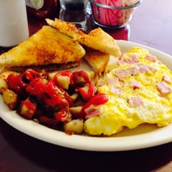 Whitehouse Restaurant and Bar - Ham & Cheese Omelet Plate.