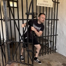 Two Cell Jail