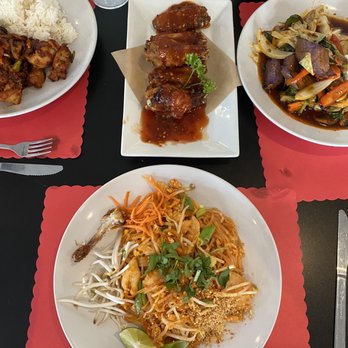 Pj's Thai - Chicken Pad Thai, PJ's Wings, Bangkok Chicken - Thai Near Me - Savannah, Georgia Pj's Thai - Chicken Pad Thai, PJ's Wings, Bangkok Chicken - Thai Near Me - Savannah, Georgia