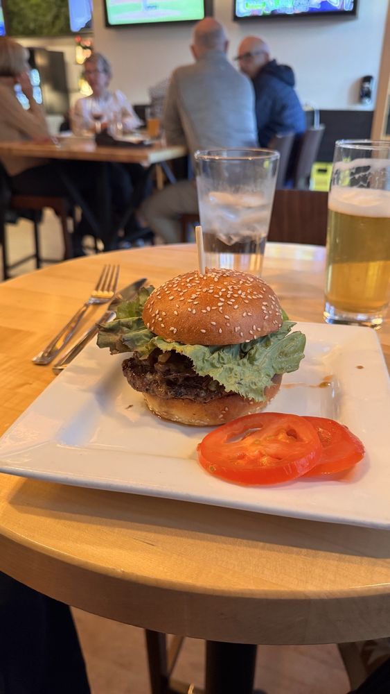 Social spots from James Bar