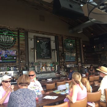 Union Kitchen and Tap Encinitas - Bar and decor is fun, good music - New American Near Me - Encinitas, California Union Kitchen and Tap Encinitas - Bar and decor is fun, good music - New American Near Me - Encinitas, California