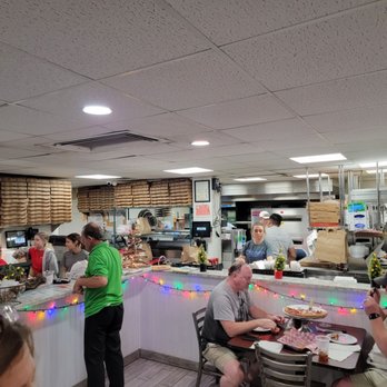 Driftwood Pizza & Subs - Busy place - Pizza Near Me - Marathon, Florida Driftwood Pizza & Subs - Busy place - Pizza Near Me - Marathon, Florida