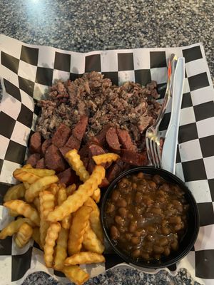 Elmer's BBQ by null