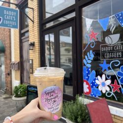 Daddy Cate's Coffees - Iced vanilla latte