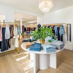 Isola Boutique