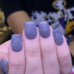 Davion's Nail & Hair Salon