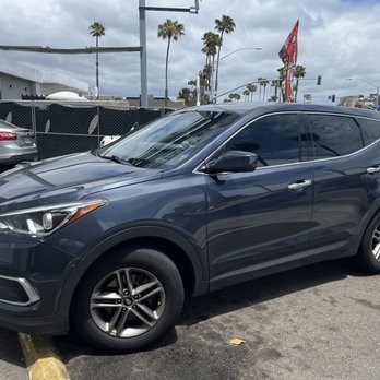 SD Auto Enhancers - 2018 Santa Fe Sport 20% Tint/Sun Strip - Auto Customization Near Me - San Diego, California SD Auto Enhancers - 2018 Santa Fe Sport 20% Tint/Sun Strip - Auto Customization Near Me - San Diego, California