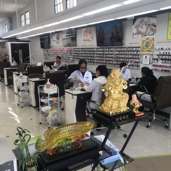 Lily's Nails And Spa - Nail Stations - Nail Salons Near Me - Alhambra, California Lily's Nails And Spa - Nail Stations - Nail Salons Near Me - Alhambra, California